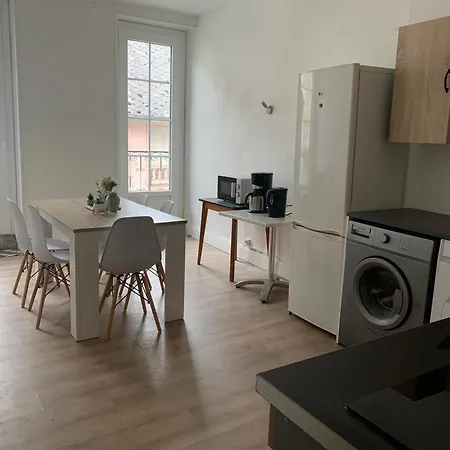 Appartamento Lumineuse Avec Balcon - Cuisine Partagée&salle De Bain Privative Lourdes